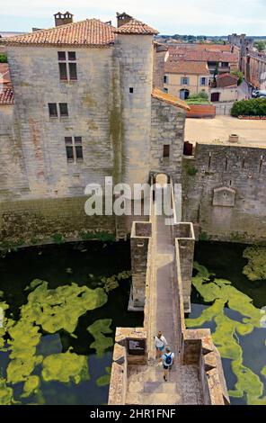 Stadtmauer von Aigues Mortes am Turm Konstanz, Frankreich, Gard, Aigues Mortes Stockfoto