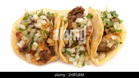 Drei Buche Street Tacos auf weißem Hintergrund Stockfoto