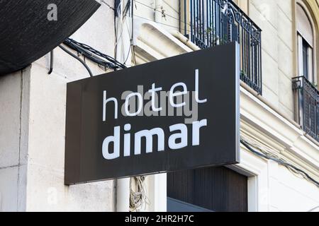 VALENCIA, SPANIEN - 22. FEBRUAR 2022: Das Hotel Dimar ist ein sehr gut gelegenes Hotel in der Stadt Valencia Stockfoto