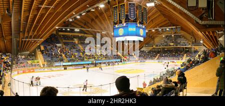 Impressionen von der Vaillant Arena beim Heimspiel des HC Davos gegen Servette Genf Stockfoto