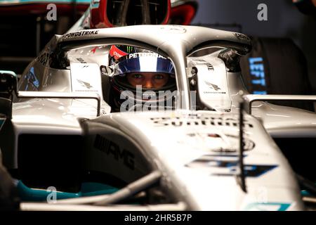 Barcelona, Spanien. 25.. Februar 2022. #63 George Russell (GBR, Mercedes-AMG Petronas Formel-1-Team), F1 Pre-Season Testing auf dem Circuit de Barcelona-Catalunya am 25. Februar 2022 in Barcelona, Spanien. (Foto von HIGH TWO) Quelle: dpa/Alamy Live News Stockfoto