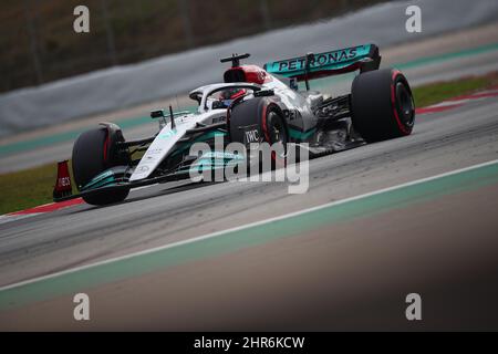 #63 George Russel: Mercedes AMG Team F1 während der Wintertesttage, Barcelona 23-25. Februar 2022, Formel 1 Weltmeisterschaft 2022. Stockfoto