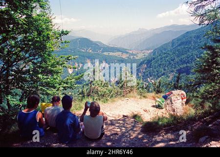 Pause, Wandern, Filadonna Mountain, 05. August 1988, Trentino, Italien Stockfoto