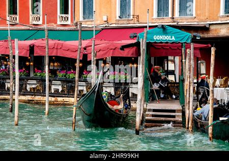 Gondel 'Taxi' Stand, Venedig Italien Stockfoto