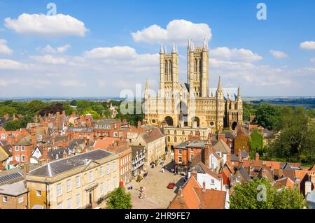 Lincoln Cathedral - Vorderseite der Lincoln Cathedral Excheckergate Lincoln Lincolnshire England GB Europa Stockfoto