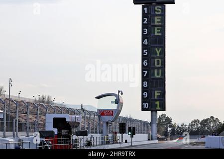 Barcelona, Spanien. 25.. Februar 2022. Barcelona, Spanien. 25.. Februar 2022. Atmosphäre im Kreislauf. 25.02.2022. Formel-1-Test, Tag Drei, Barcelona, Spanien. Freitag. Bildnachweis sollte lauten: XPB/Press Association Images. Kredit: XPB Images Ltd/Alamy Live News Kredit: XPB Images Ltd/Alamy Live News Stockfoto