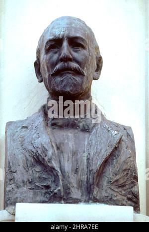 MONUMENTO A LOS SAINETEROS Y CHISPEROS MADRILEÑOS- 1913- DET BUSTO DE FRANCISCO BARBIERI. AUTOR: COULLAUT VALERA LORENZO. Lage: AUSSEN. MADRID. SPANIEN. Stockfoto