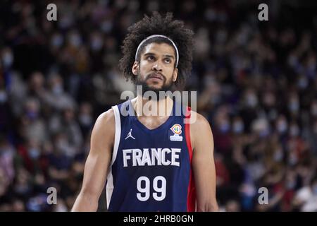 Dijon, Frankreich. 24.. Februar 2022. Louis LABEYRIE (99) aus Frankreich während der FIBA-Weltmeisterschaft 2023, europäische Qualifikationsspiele, 1.-rundes Gruppe-E-Basketballspiel zwischen Frankreich und Portugal am 24. Februar 2022 im Palais des Sports Jean-Michel Geoffroy in Dijon, Frankreich - Foto: Ann-dee Lamour/DPPI/LiveMedia Kredit: Unabhängige Fotoagentur/Alamy Live News Stockfoto