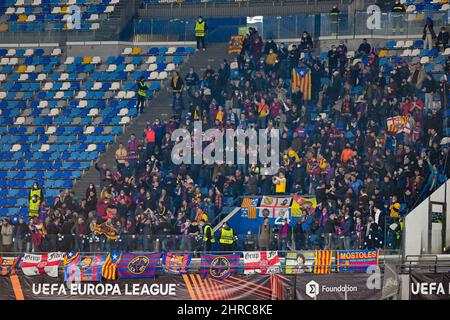 Neapel, Italien. 24.. Februar 2022. Unterstützer FC Barcelona Kredit: Independent Photo Agency/Alamy Live News Stockfoto