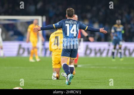 Neapel, Italien. 24.. Februar 2022. Dries Mertens (14) SSC Napoli 1926 während des Spiels zwischen Napoli und Barcelona am 24. Februar 2022 Credit: Independent Photo Agency/Alamy Live News Stockfoto