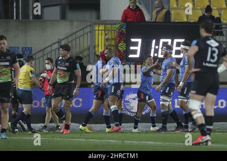 Parma, Italien. 25.. Februar 2022. Die Bullen feiern den Versuch während Zebre Rugby vs Vodacom Bullen, United Rugby Championship Spiel in Parma, Italien, Februar 25 2022 Quelle: Independent Photo Agency/Alamy Live News Stockfoto