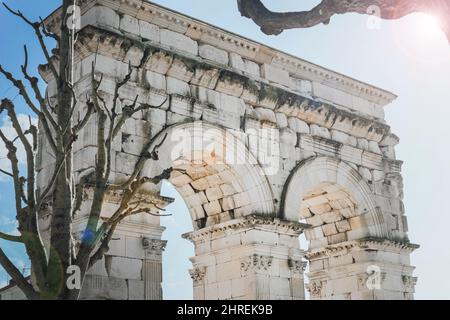 Blick auf die Kathedrale in Saintes, Frankreich Stockfoto