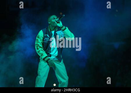 Milwaukee, USA. 24.. Februar 2022. Vince Staples am 24. Februar 2022 beim Fiserv Forum in Milwaukee, Wisconsin (Foto: Daniel DeSlover/Sipa USA) Quelle: SIPA USA/Alamy Live News Stockfoto