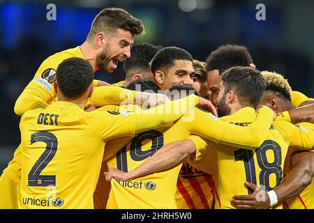 NEAPEL, ITALIEN - FEBRUAR 24: Gerard Pique vom FC Barcelona, Sergino Dest vom FC Barcelona, Ferran Torres vom FC Barcelona, Jordi Alba vom FC Barcelona, Pi Stockfoto