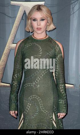 LONDON, ENGLAND - 24. FEBRUAR: Lauren Lyle nimmt an der britischen Premiere von „Outlander“ Season Six in der Royal Festival Hall am 24. Februar 2022 in Lond Teil Stockfoto