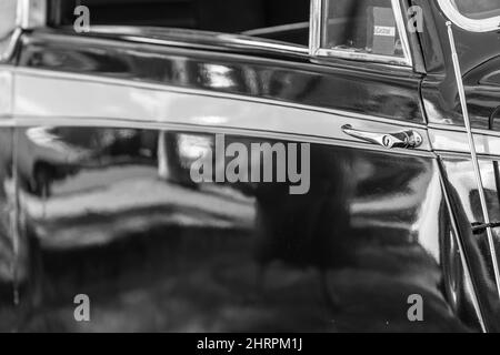 Graustufen-Aufnahme von Oldtimer-Details Stockfoto