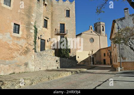 Schloss von Montserrat in Altafulla in der Provinz Tarragona, Katalonien, Spanien Stockfoto