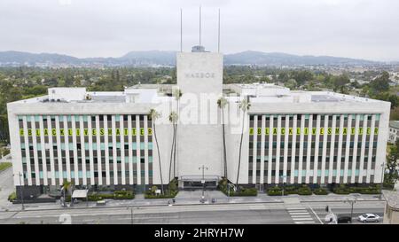 Luftaufnahme der Black Lives Matter Text auf dem Harbour Building, Los Angeles, USA Stockfoto