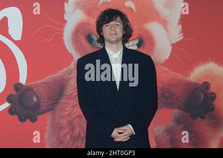 Rom, Italien. 25.. Februar 2022. Baltimora nimmt am roten Teppich des Disney-Films Red im Space Cinema Moderno Teil. Kredit: SOPA Images Limited/Alamy Live Nachrichten Stockfoto