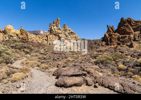 Roques de Garcia Felsformation und Lavasattel im Teide Nationalpark, Teneriffa, Spanien Stockfoto