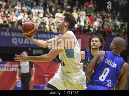 Marcos Mata (Argentinien) gegen Venezuela. FIBA World Cup Qualifiers 2022 Stockfoto