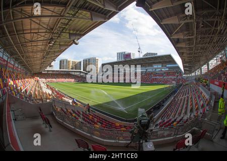 LONDON, GROSSBRITANNIEN. FEB 26. Brentford Community Stadium, aufgenommen während des Premier League-Spiels zwischen Brentford und Newcastle United im Brentford Community Stadium, Brentford am Samstag, 26.. Februar 2022. (Kredit: Federico Maranesi | MI Nachrichten) Kredit: MI Nachrichten & Sport /Alamy Live Nachrichten Stockfoto