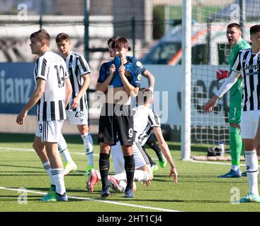 Turin, Italien. 26.. Februar 2022. Vinovo / Italien 26. Feb. 2022 während der italienischen Serie A U19, Fußballspiel zwischen Juventus U19 und Inter U19 im Juventus Training Center Credit: Nderim Kaceli/Alamy Live News Stockfoto