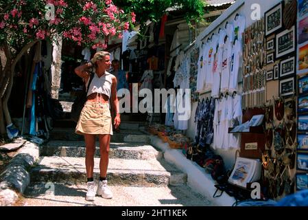 Sopuvenir Shopping in Lindos, Rhodos Insel, Dodekanes, Griechenland, Europa Stockfoto