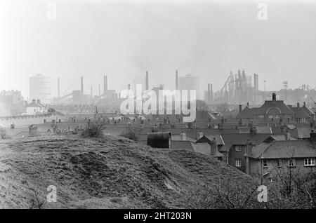 Port Talbot Stahlwerk. West Glamorgan, Wales. 30.. April 1965. Stockfoto