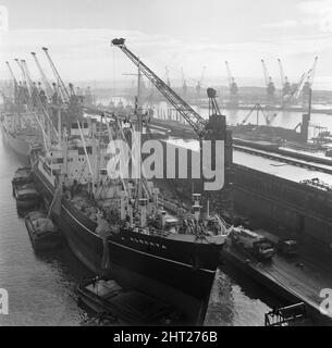 King George Dock in Hull, East Yorkshire. 16.. März 1965. Stockfoto