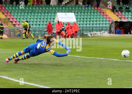 Terni, Italien. 26.. Februar 2022. Marco Carnesecchi (Cremonese) während Ternana Calcio vs US Cremonese, Italienisches Fußballspiel der Serie B in Terni, Italien, Februar 26 2022 Quelle: Independent Photo Agency/Alamy Live News Stockfoto