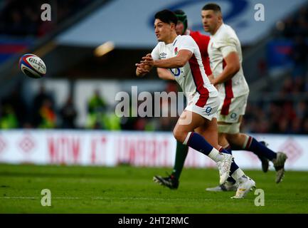 London, Großbritannien. 26.. Februar 2022. LONDON, ENGLAND - 26. FEBRUAR: Marcus Smith von England beim Guinness Six Nations Spiel zwischen England und Wales, im Twickenham Stadium am 26.. Februar 2022 in London, England Credit: Action Foto Sport/Alamy Live News Stockfoto
