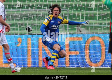 Terni, Italien. 26.. Februar 2022. Marco Carnesecchi (Cremonese) während Ternana Calcio vs US Cremonese, Italienisches Fußballspiel der Serie B in Terni, Italien, Februar 26 2022 Quelle: Independent Photo Agency/Alamy Live News Stockfoto
