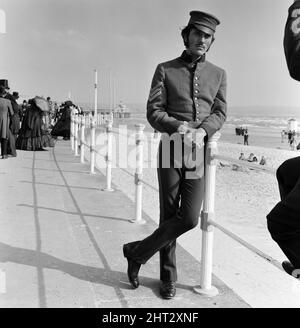 Terence Stamp auf dem Set von „Far From The Madding Crowd“ in Weymouth, Dorset. 27.. September 1966. Stockfoto