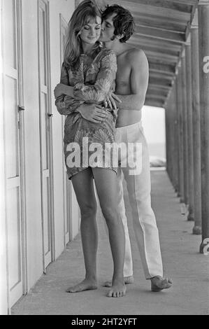 Jean Shrimpton und Terence Stamp in Italien. August 1966. Stockfoto