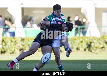 Treviso, Italien. 26.. Februar 2022. Tomas Albornoz während Benetton Rugby gegen Cell C Sharks, United Rugby Championship Match in Treviso, Italien, febbraio 26 2022 Credit: Independent Photo Agency/Alamy Live News Stockfoto