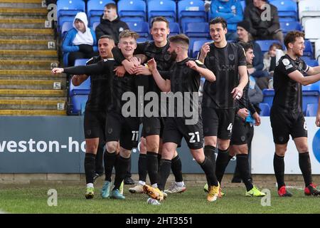 Keane Lewis-Potter #11 von Hull City feiert, nachdem er das zweite Tor seines Teams erzielt hat Stockfoto