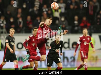 Frankfurt, Deutschland. 26. Feb, 2022. firo: 26.. Februar 2022, Fuvuball, 1.Bundesliga, Saison 2021/2022, Eintracht Frankfurt - FC Bayern Mvºnchen Individual Action, Joshua Kimmich Credit: dpa/Alamy Live News Stockfoto