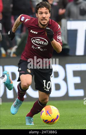 Salerno, Italien. 26.. Februar 2022. Simone Verdi (US Salernitana 1919) während des Serie-A-Spiels zwischen den USA. Salernitana 1919 und FC Bologna und im Stadio Arechi. Endergebnis: 1-1 (Bild: © Agostino Gemito/Pacific Press via ZUMA Press Wire) Quelle: ZUMA Press, Inc./Alamy Live News Stockfoto