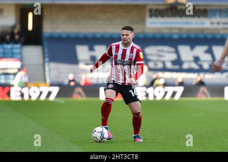 LONDON, GROSSBRITANNIEN. FEB 26. Oliver Norwood von Sheffield United in Aktion beim Sky Bet Championship-Spiel zwischen Millwall und Sheffield United am Samstag, 26.. Februar 2022 in Den, London. (Kredit: Ivan Yordanov | MI Nachrichten) Kredit: MI Nachrichten & Sport /Alamy Live Nachrichten Stockfoto