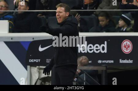 Frankfurt, Deutschland. 26. Feb, 2022. firo : 26.. Februar 2022, Fuvuball, 1.Bundesliga, Saison 2021/2022, Eintracht Frankfurt - FC Bayern Mvºnchen Gesture Julian Nagelsmann Credit: dpa/Alamy Live News Stockfoto