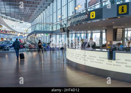 Der Arlanda Hauptbahnhof ist ein Bahnhof am internationalen Flughafen Sky City Arlanda außerhalb von Stockholm, Schweden Stockfoto