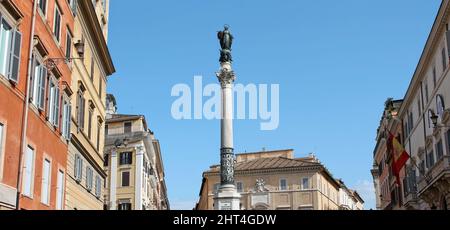 Säule der Unbefleckten Empfängnis in der Nähe der Spanischen Treppe. Rom, Italien Stockfoto