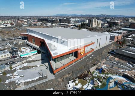 Eine Luftaufnahme des Podests, dem Austragungsort der USA Indoor Track and Field Championships, Samstag, 26. Februar 2022, in Spokane, Wash. Stockfoto