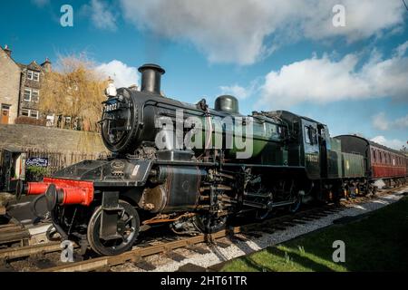 Oakworth Station auf der Keighley & Worth Valley Railway in West Yorkshire Stockfoto