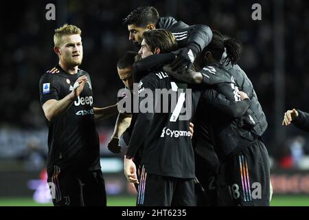 Empoli, Italien , 26.. Februar , 2022 im Bild von links nach rechts, Dusan Vlahovic von Juventus feiert nach dem Tor im Fußball Serie A Spiel Empoli gegen Juventus Credit: Massimo Insabato/Alamy Live News Stockfoto