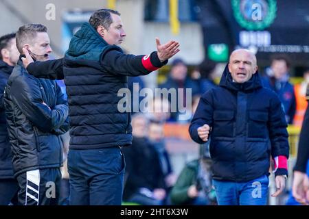 BRÜGGE, BELGIEN - 27. FEBRUAR: Headcoach Brian Priske vom Royal Antwerp FC während des Jupiler Pro League-Spiels zwischen dem Club Brugge und dem Royal Antwerp FC am 27. Februar 2022 im Jan Breydelstadion in Brügge, Belgien (Foto: Jeroen Meuwsen/Orange Picches) Stockfoto