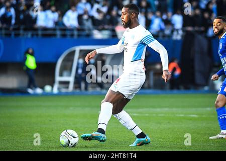 Troyes, Frankreich, Frankreich. 27.. Februar 2022. Gerson von Marseille während des Ligue 1-Spiels zwischen ESTAC Troyes und Olympique de Marseille (OM) im Stade de l'Aube am 27. Februar 2022 in Troyes, Frankreich. (Bild: © Matthieu Mirville/ZUMA Press Wire) Stockfoto