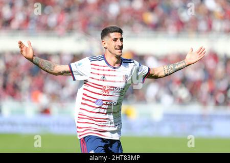 TURIN, ITALIEN, 27. FEBRUAR 2022. Alessandro Deiola von Cagliari Calcio feiert nach dem Tor in der Serie Ein Spiel zwischen dem FC Turin und Cagliari Stockfoto