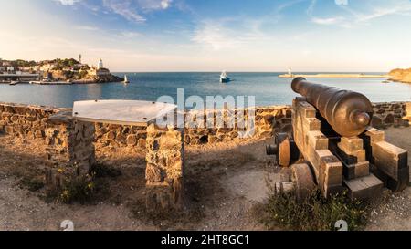 Le Canon de Port-Vendres, dans les Pyrénées orientales en France Stockfoto